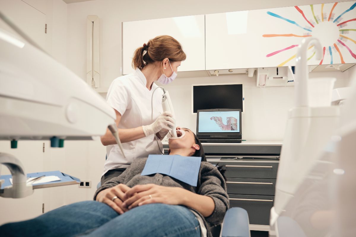 what does an oral cancer screening involve